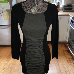 NWOT Bodycon Ruched Illusion Long Sleeve Stretch Dress in Black and Gray. Soft.